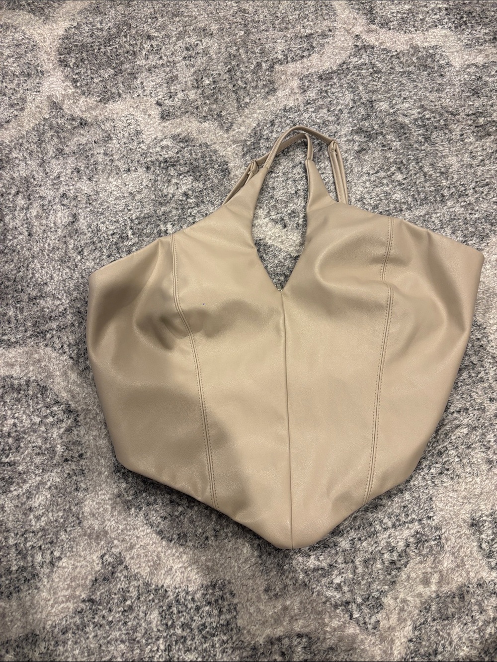 Everyday Cream Tote Bag with Structured Silhouette